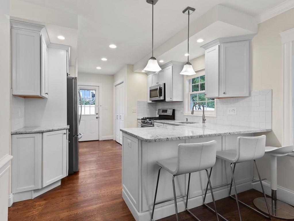 20 Circuit Road Dedham, MA 02026 - Photo 3 of 19 Gallery Image 3