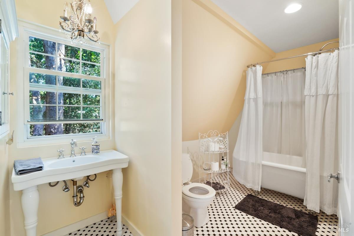 1846 Indian Valley Road, Unit A Novato, CA 94947 - Photo 38 of 45