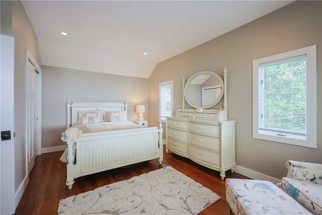 $1,976,000 | 5 Pokanoket Trail, Warren, RI 02885