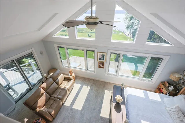 $1,976,000 | 5 Pokanoket Trail, Warren, RI 02885