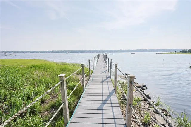$1,976,000 | 5 Pokanoket Trail, Warren, RI 02885