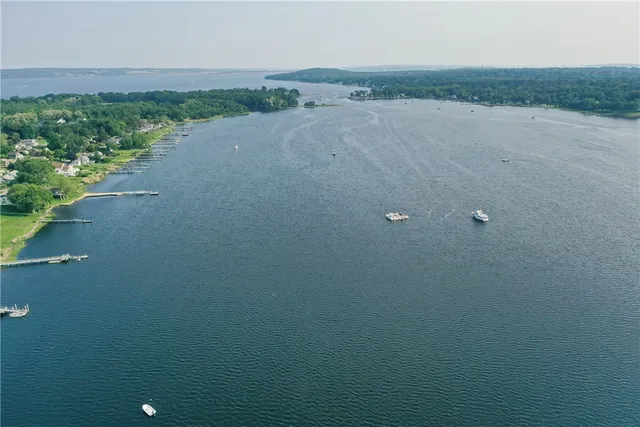 $1,976,000 | 5 Pokanoket Trail, Warren, RI 02885