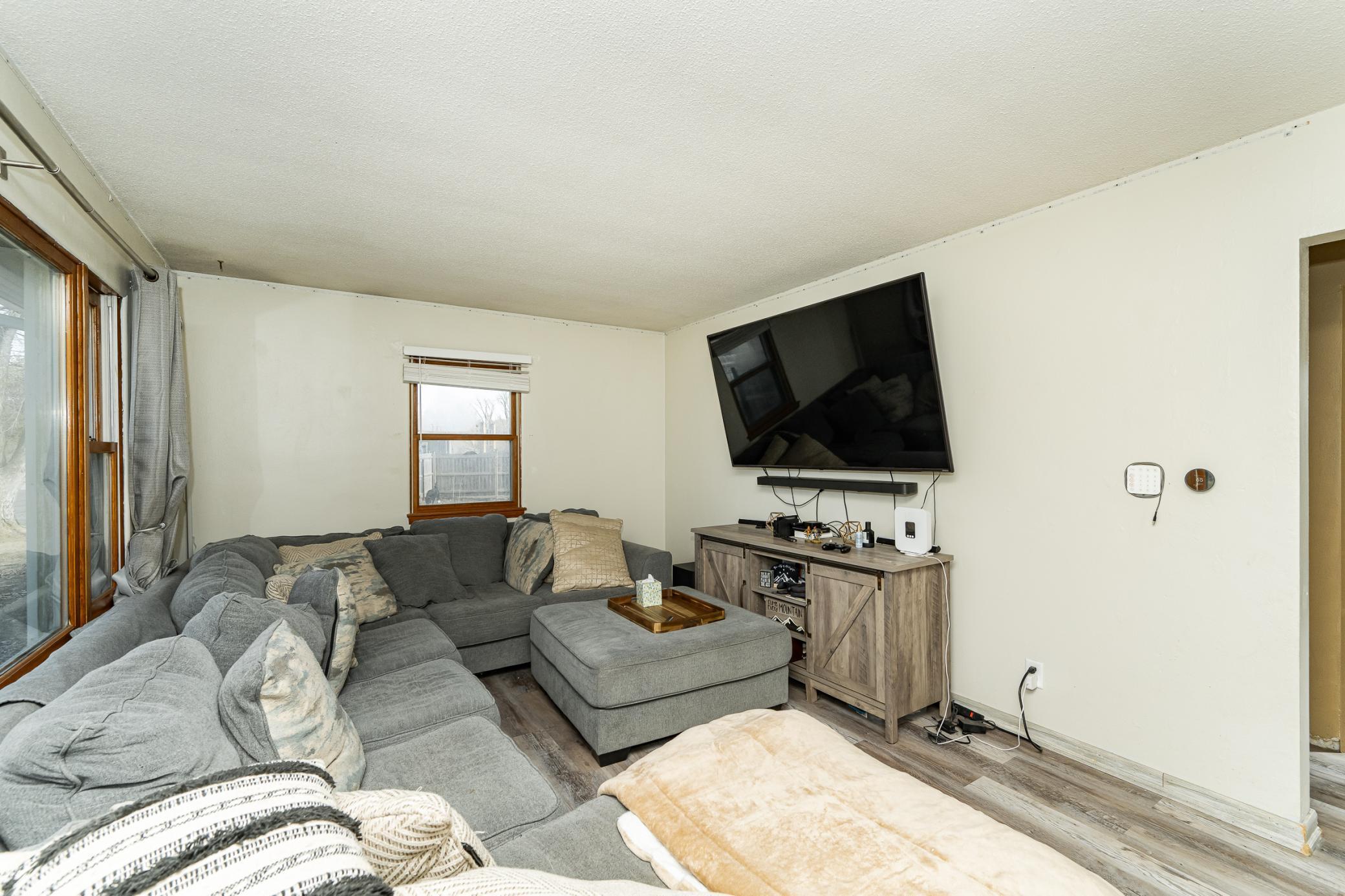 2302 Pearl Court Southeast Rochester, MN 55904 - Photo 8 of 38