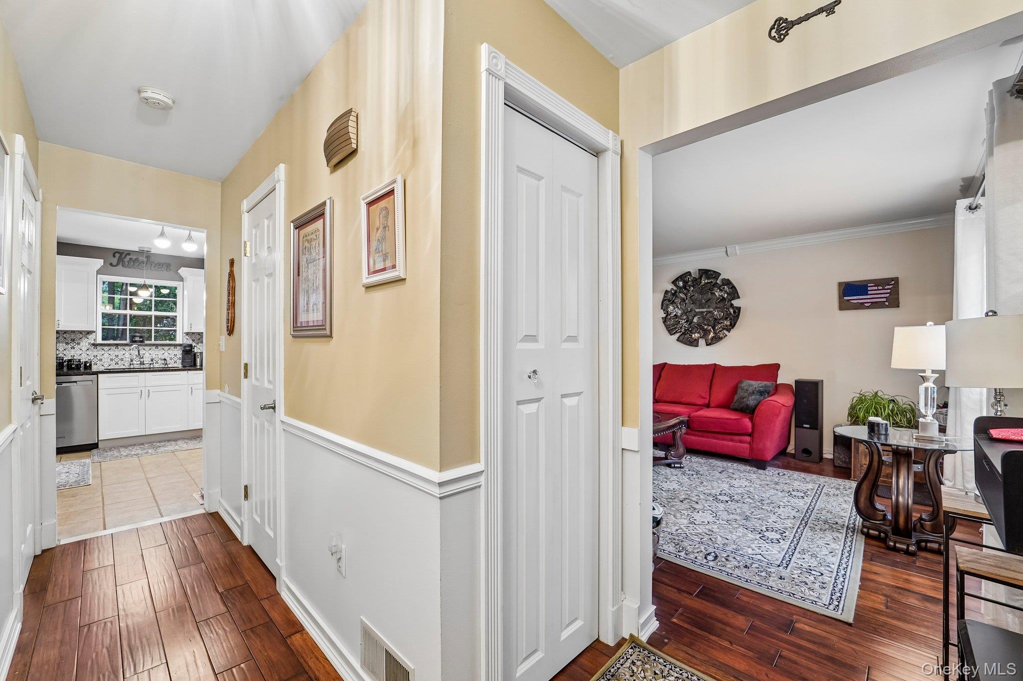 70 Darin Road Warwick, NY 10990 - Photo 6 of 35 Coat closet at entrance