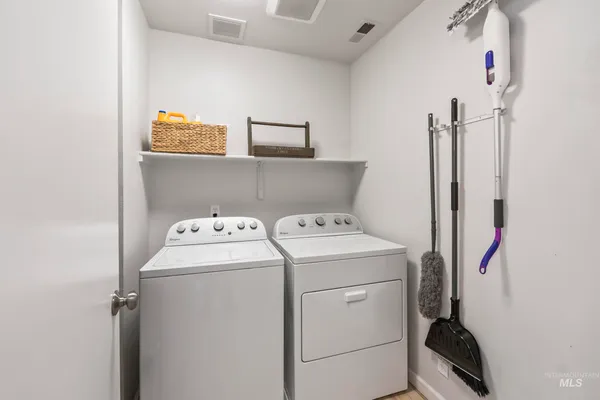 $299,900 | 2261 South Challenger Lane, Unit 201, Boise, ID 83705