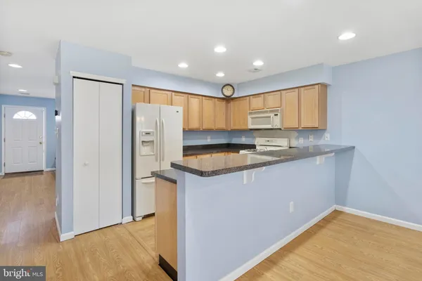 $2,450 | 32 Pebble Beach Lane, Little Egg Harbor, NJ 08087