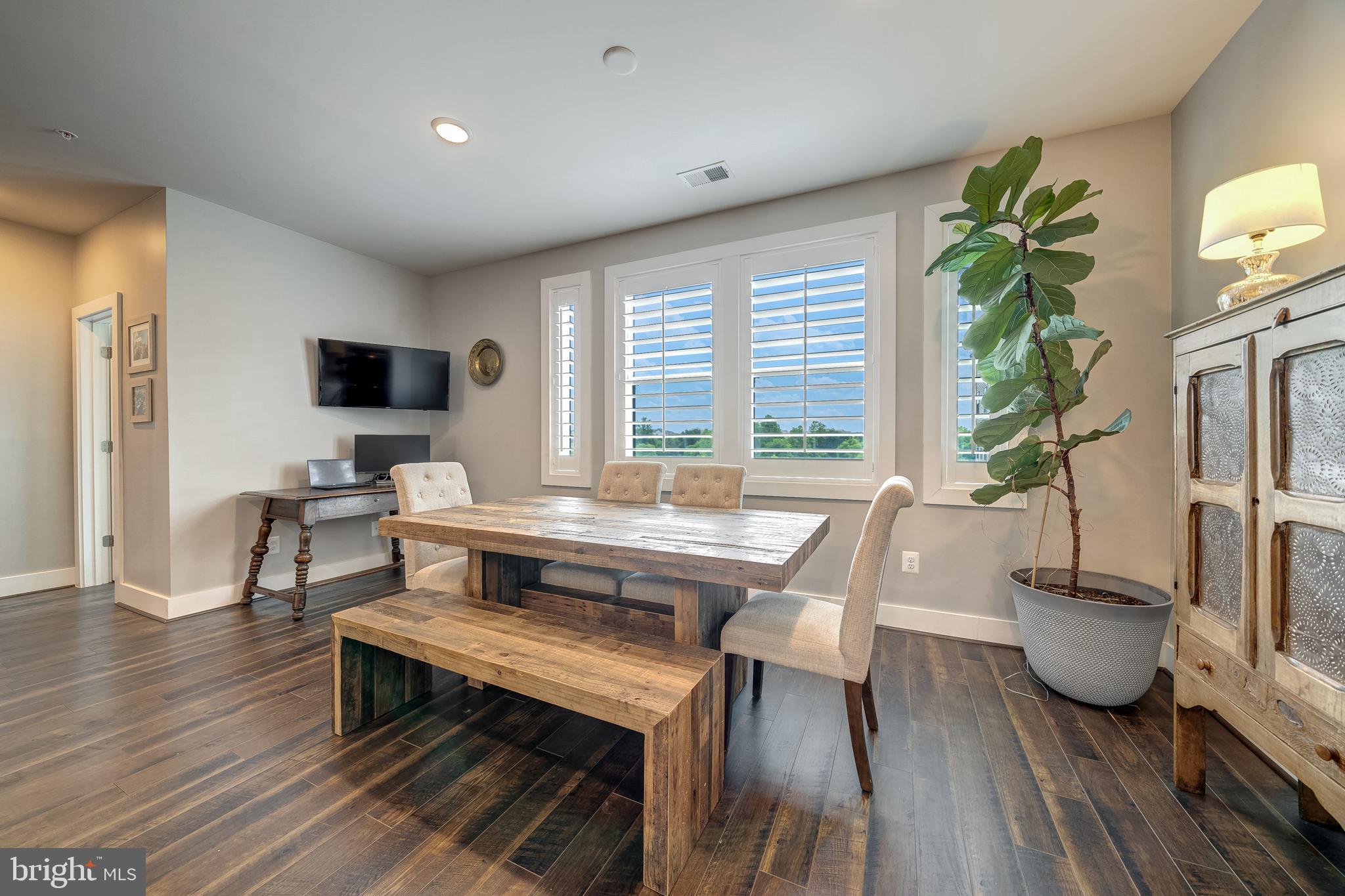 20578 Milbridge Terrace Ashburn, VA 20147 - Photo 13 of 39