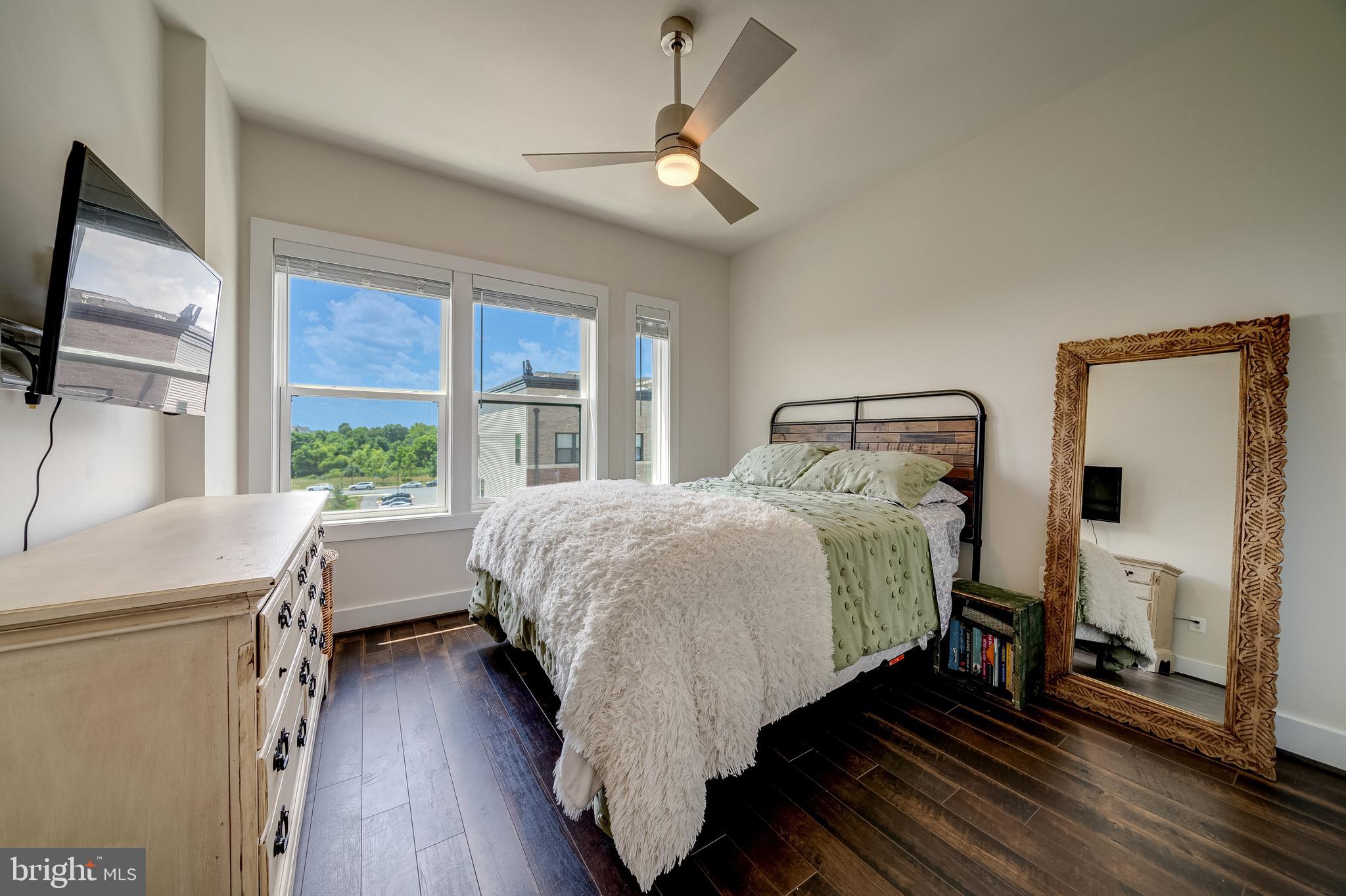 20578 Milbridge Terrace Ashburn, VA 20147 - Photo 26 of 39