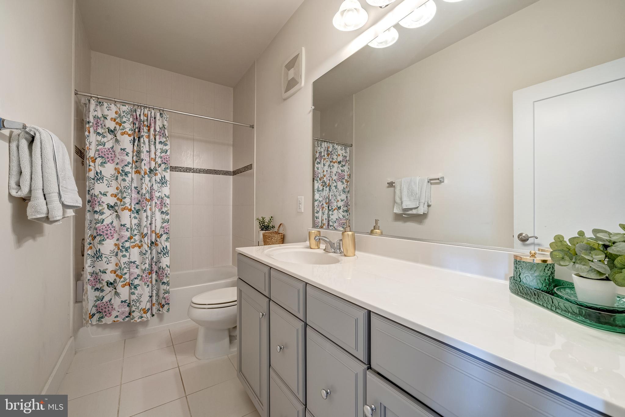 20578 Milbridge Terrace Ashburn, VA 20147 - Photo 28 of 39