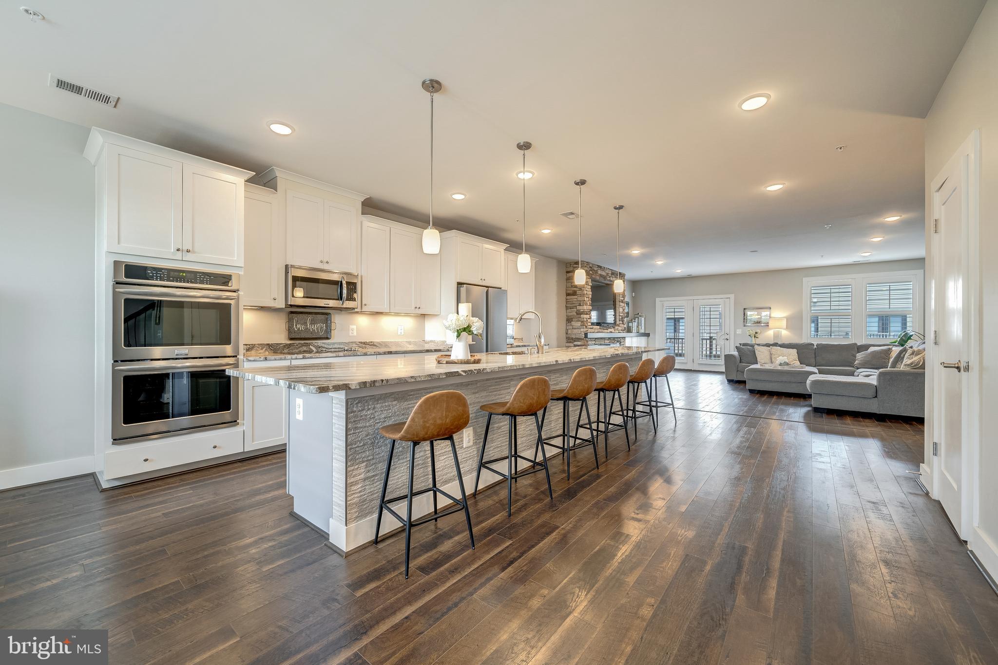 20578 Milbridge Terrace Ashburn, VA 20147 - Photo 6 of 39