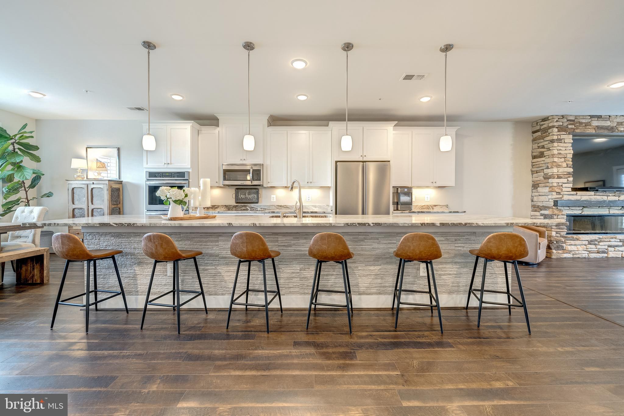 20578 Milbridge Terrace Ashburn, VA 20147 - Photo 7 of 39