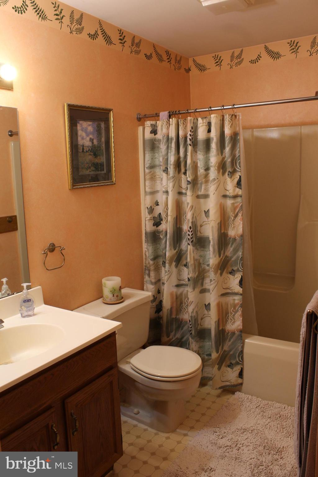 21 Walnut Run Elizabethtown, PA 17022 - Photo 19 of 29 Gallery Image 19