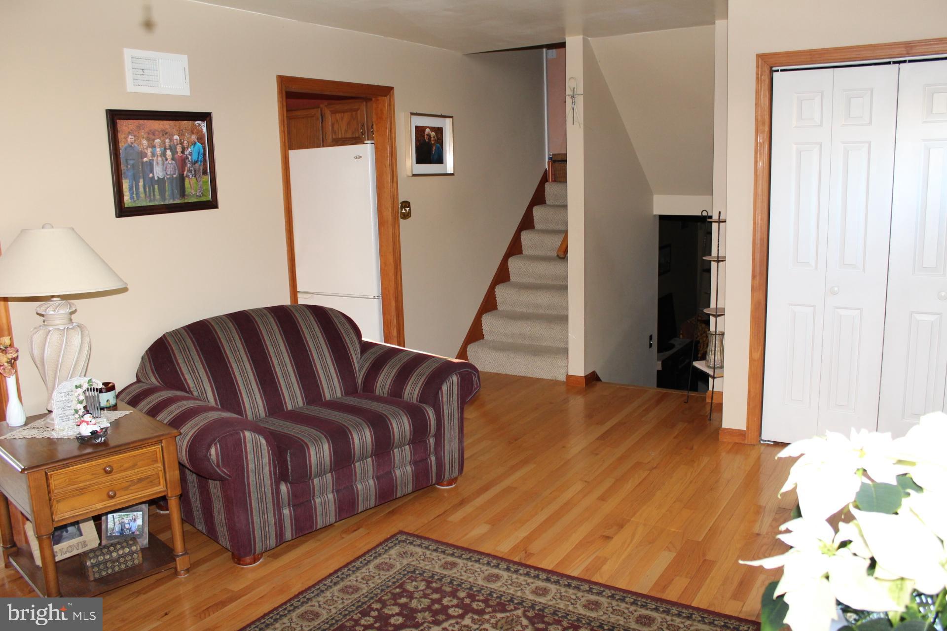 21 Walnut Run Elizabethtown, PA 17022 - Photo 6 of 29 Gallery Image 6