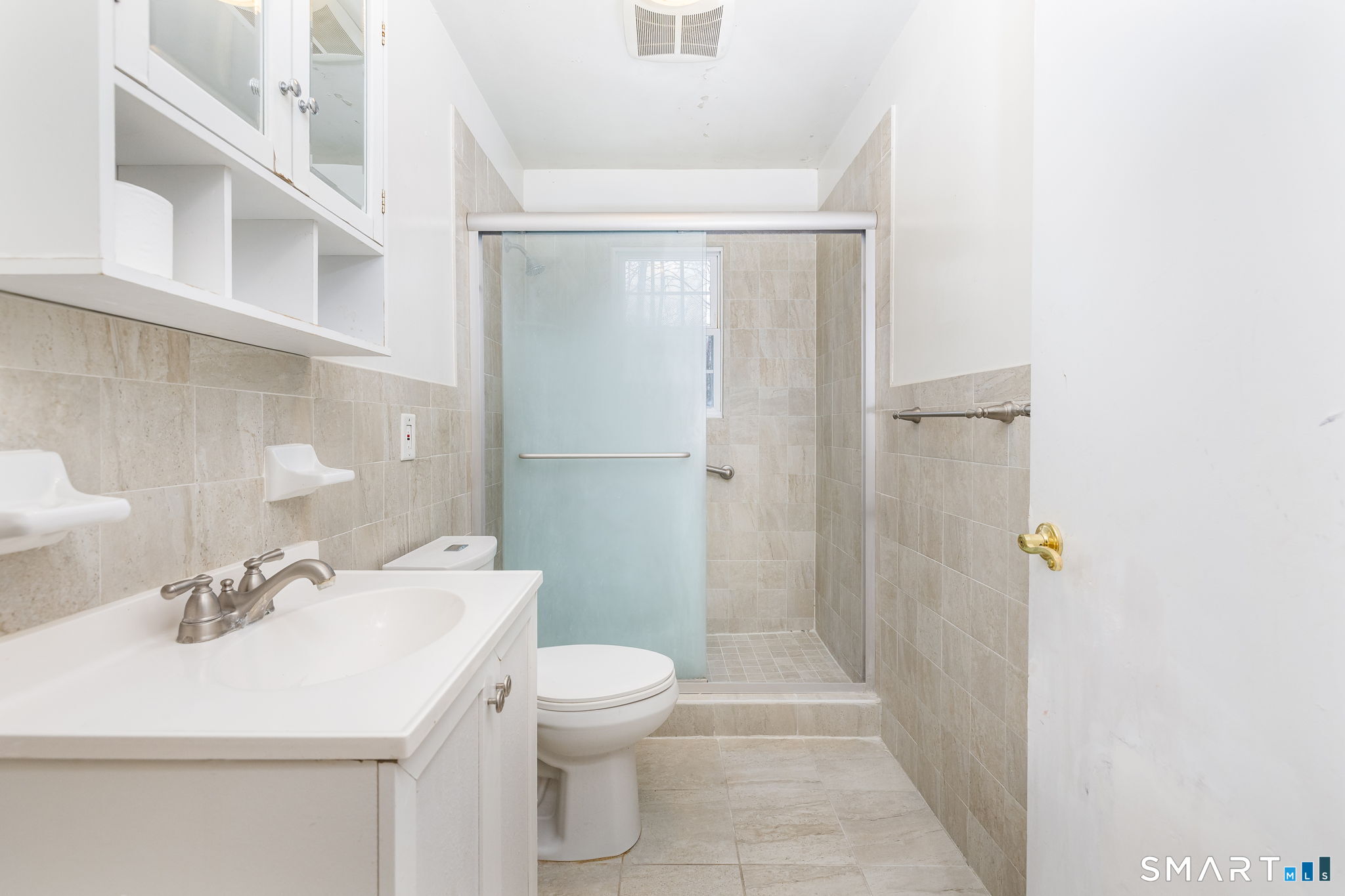 411 Bennetts Farm Road Ridgefield, CT 06877 - Photo 20 of 25 Walk in shower also has grab bars