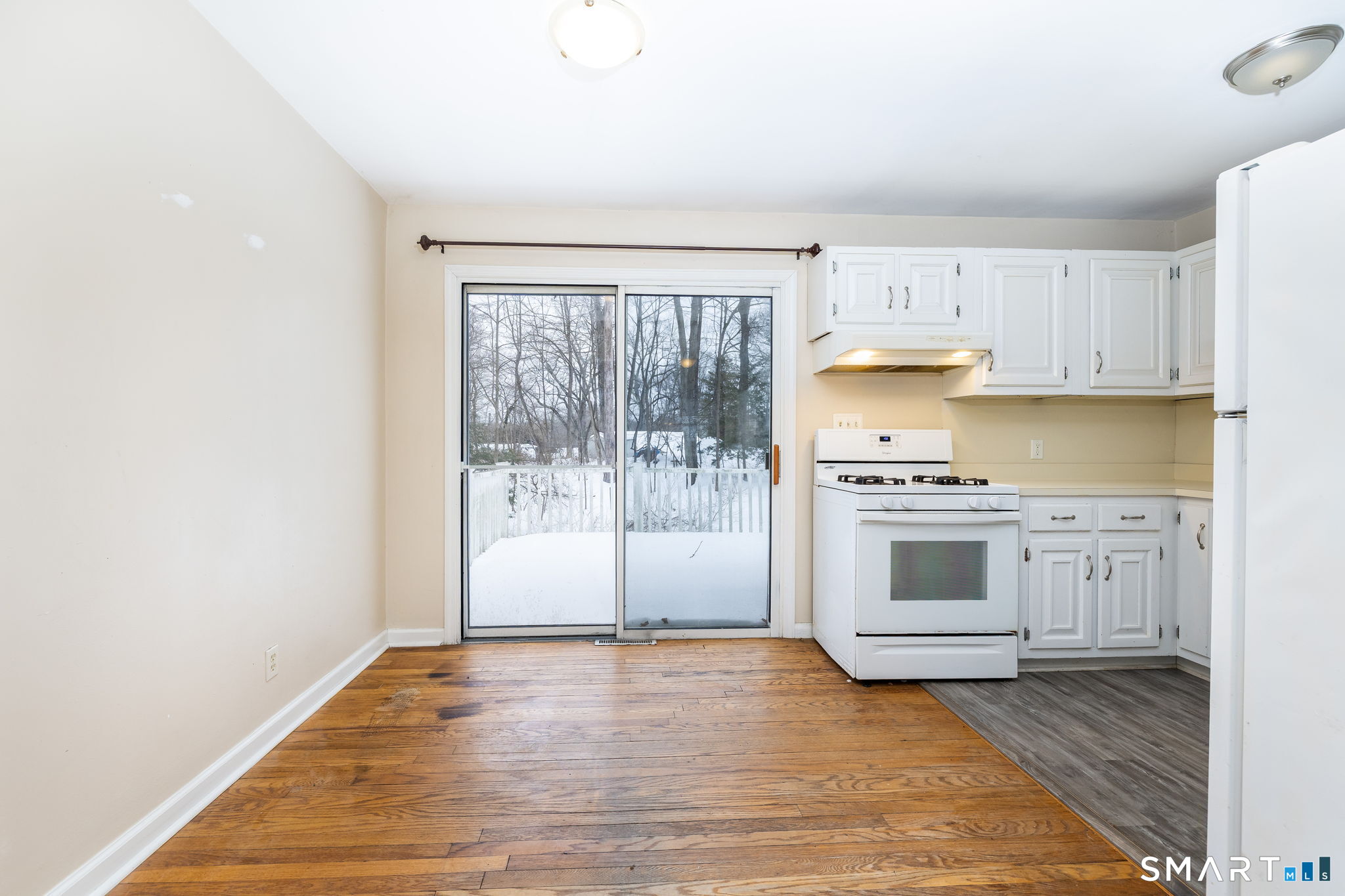 411 Bennetts Farm Road Ridgefield, CT 06877 - Photo 9 of 25