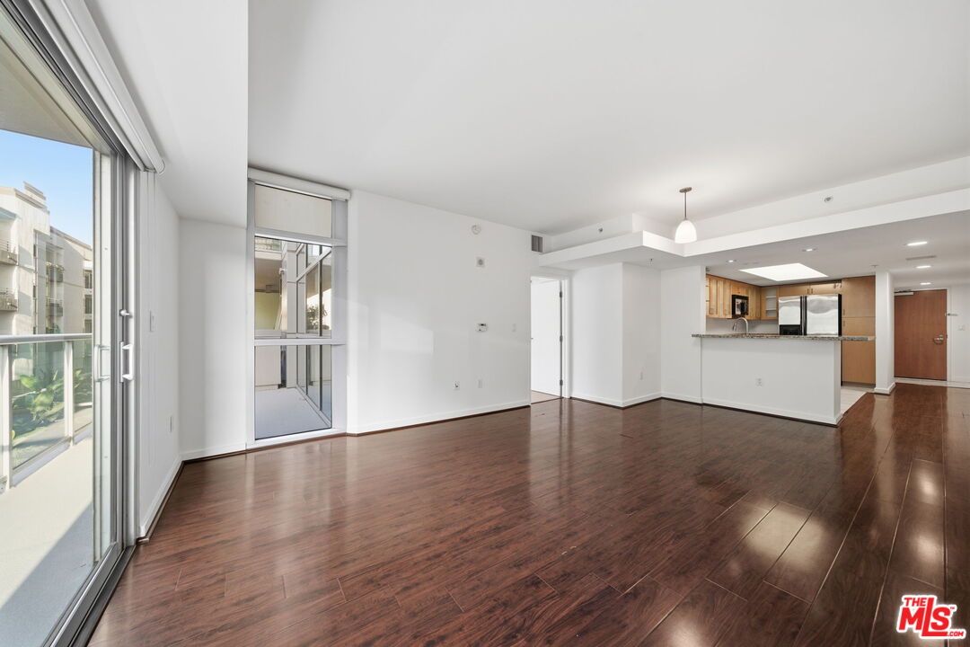 13700 Marina Pointe Drive, Unit 318 Marina del Rey, CA 90292 - Photo 12 of 75