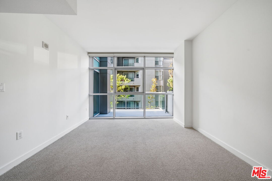 13700 Marina Pointe Drive, Unit 318 Marina del Rey, CA 90292 - Photo 20 of 75