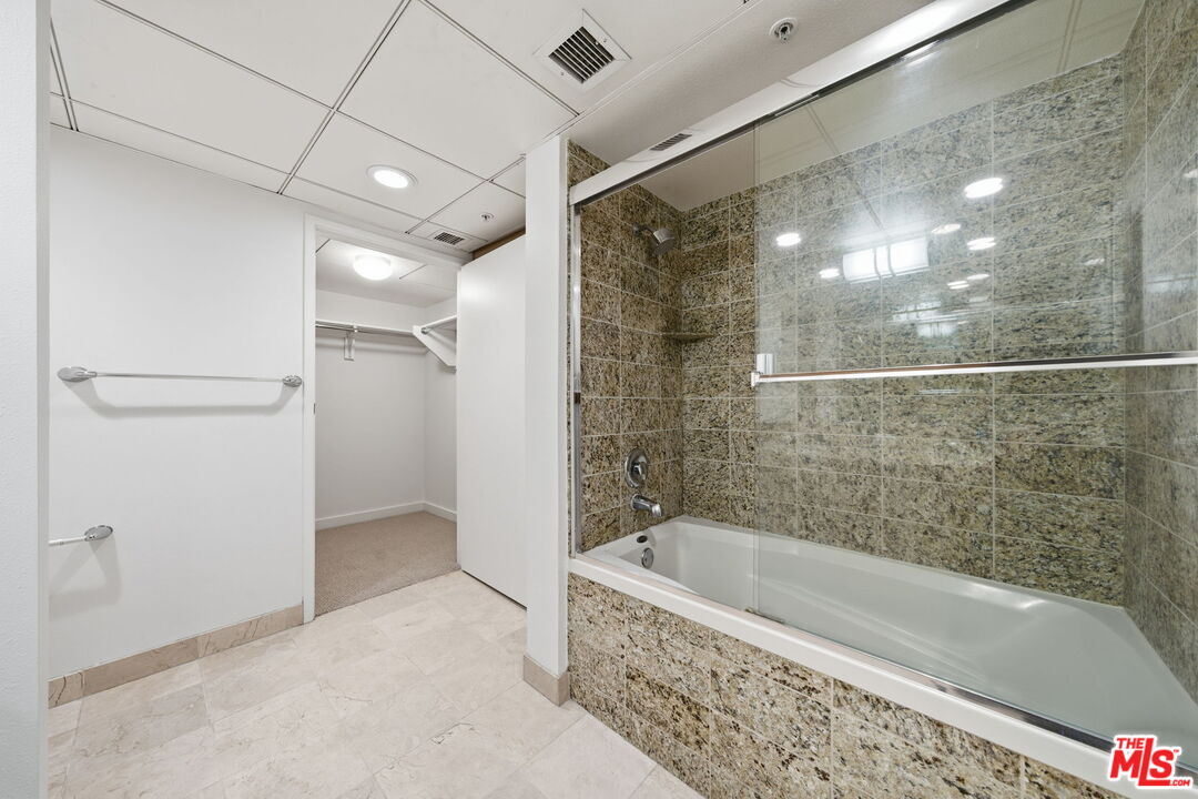 13700 Marina Pointe Drive, Unit 318 Marina del Rey, CA 90292 - Photo 26 of 75