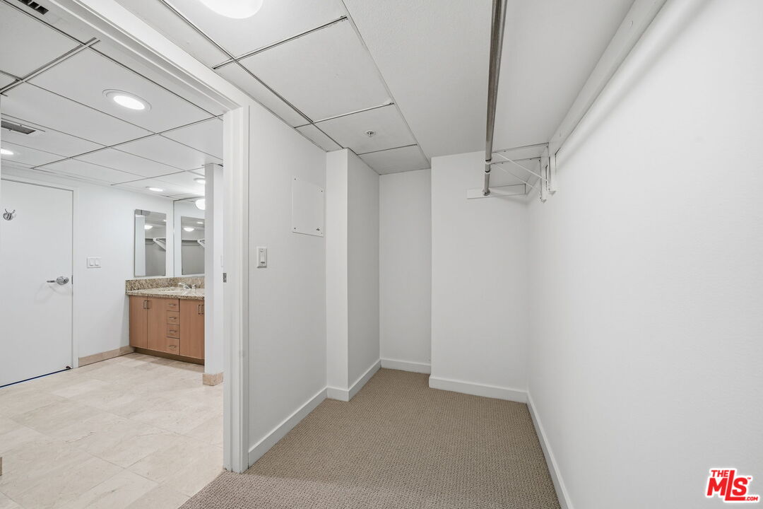 13700 Marina Pointe Drive, Unit 318 Marina del Rey, CA 90292 - Photo 30 of 75