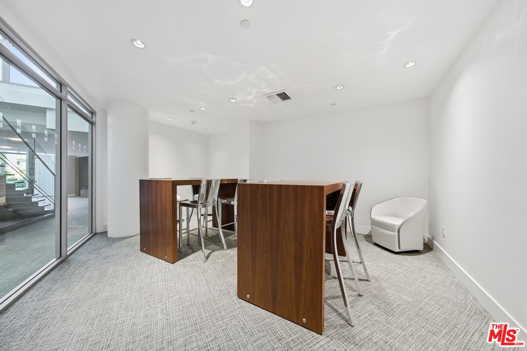 13700 Marina Pointe Drive, Unit 318 Marina del Rey, CA 90292 - Photo 43 of 75