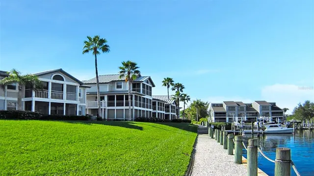 $7,200 | 1351 Siesta Bayside Drive, Unit 1351D, Sarasota, FL 34242