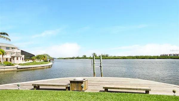 $7,200 | 1351 Siesta Bayside Drive, Unit 1351D, Sarasota, FL 34242