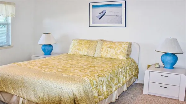 $7,200 | 1351 Siesta Bayside Drive, Unit 1351D, Sarasota, FL 34242