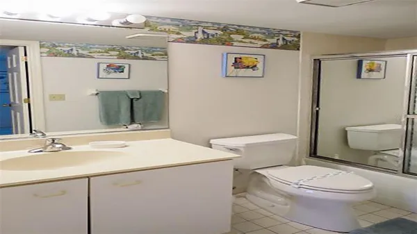 $7,200 | 1351 Siesta Bayside Drive, Unit 1351D, Sarasota, FL 34242