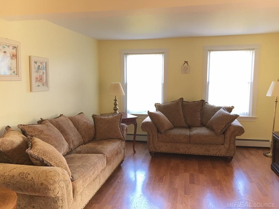 3590 Lakeshore Road Lexington, MI 48450 - Photo 14 of 37 31335656-13.JPG