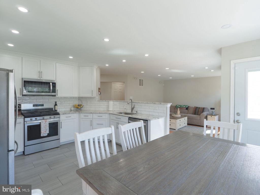 15 Nottingham Way Mount Laurel, NJ 08054 - Photo 24 of 50