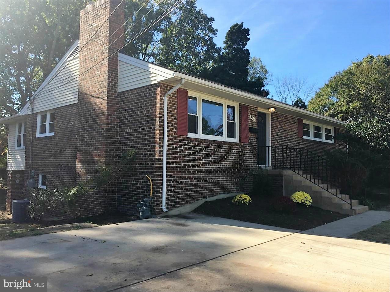 5314 Ravensworth Road Springfield, VA 22151 - Photo 29 of 29 Exterior (Front)