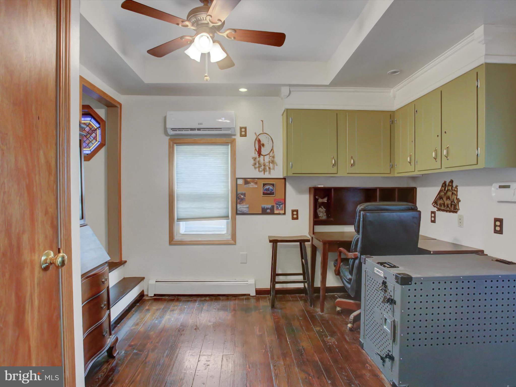 26 Ridge Avenue Hanover, PA 17331 - Photo 13 of 47 first floor den/office