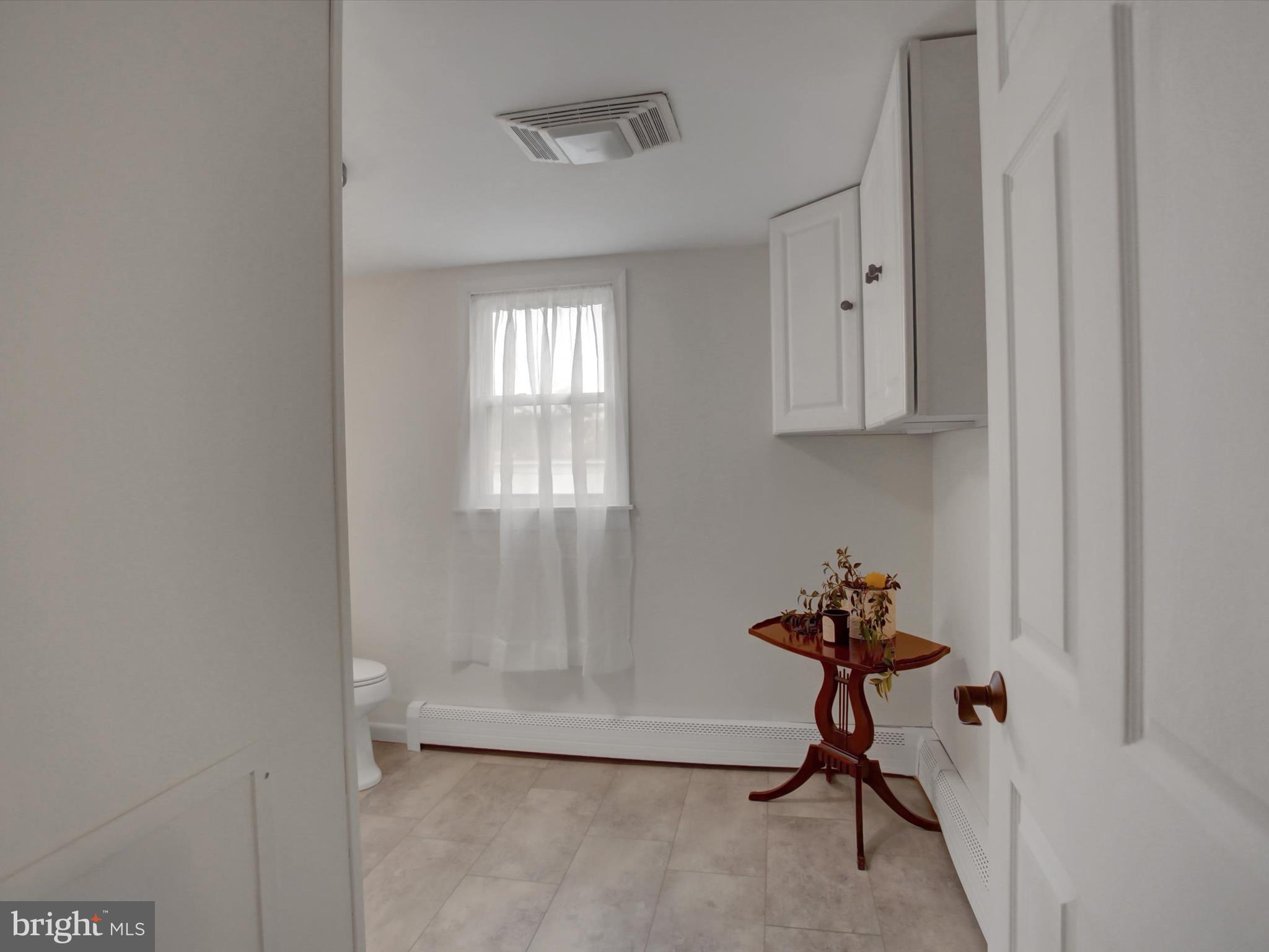 26 Ridge Avenue Hanover, PA 17331 - Photo 26 of 47 full bath upper level
