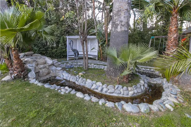 $13,000 | 6945 Amestoy Avenue, Lake Balboa, CA 91406