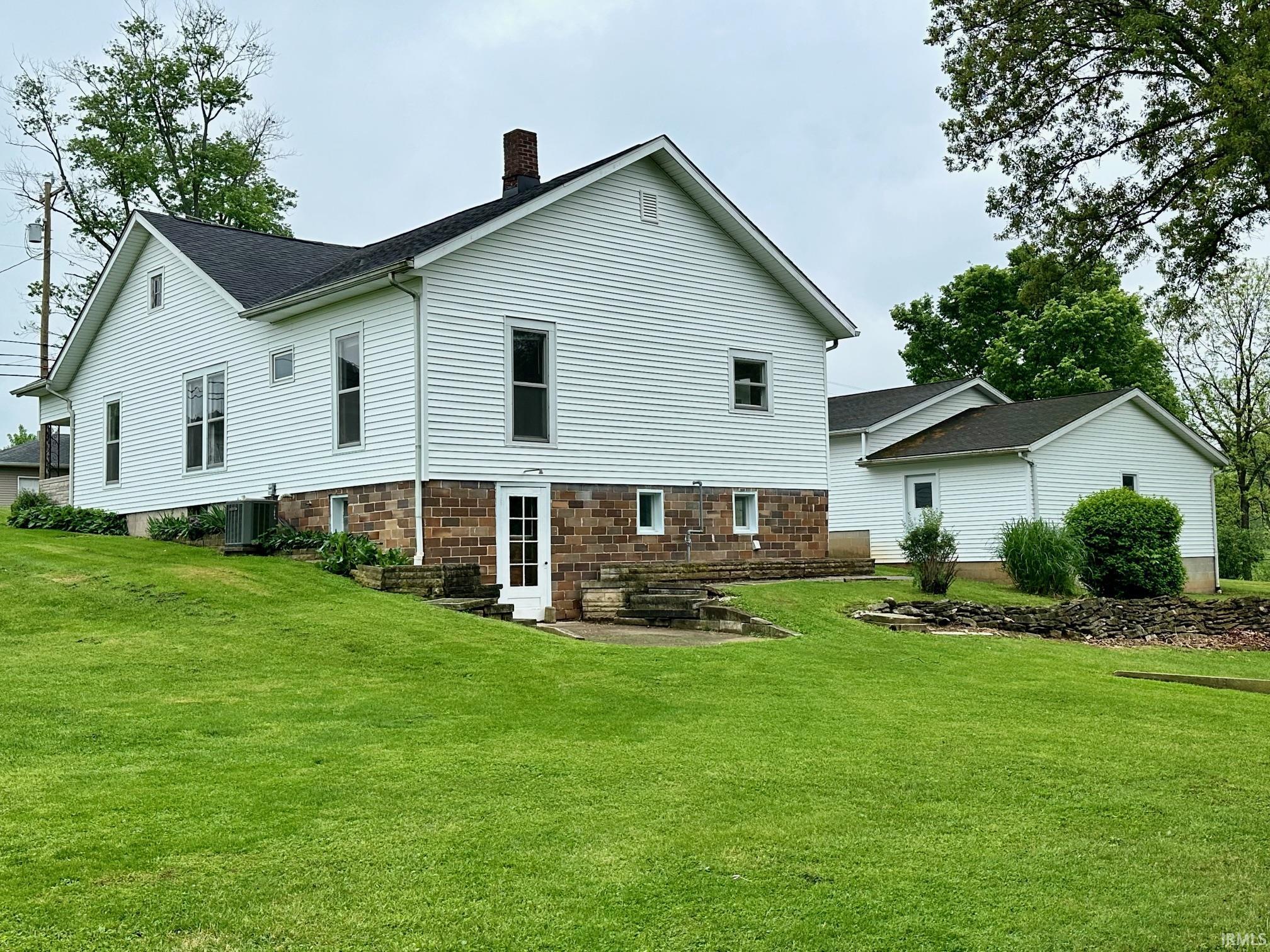 891 Mt Pleasant Road Bedford, IN 47421 - Photo 27 of 34
