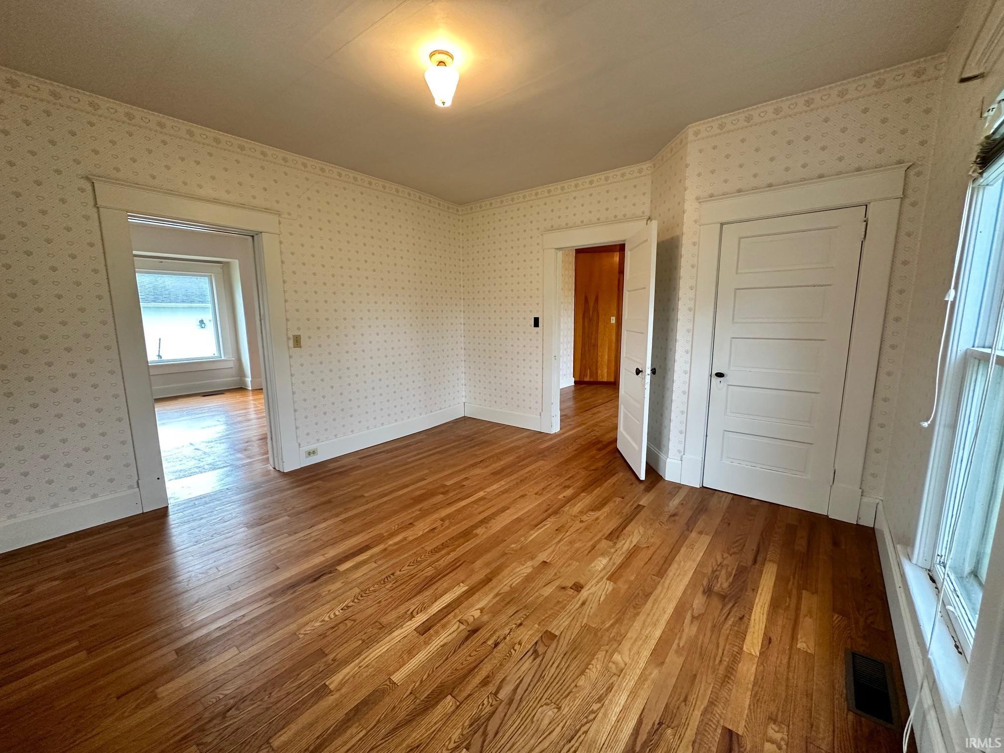 891 Mt Pleasant Road Bedford, IN 47421 - Photo 7 of 34