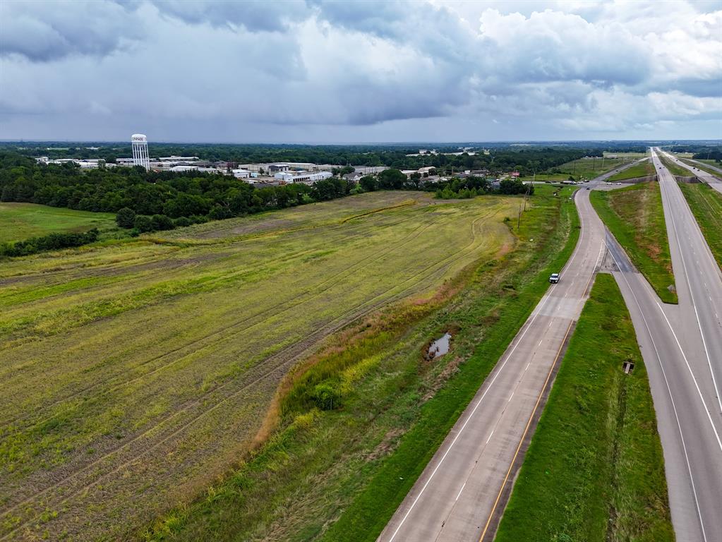 0 West Us Highway Bonham, TX 75418 - Photo 5 of 8 a view of a city