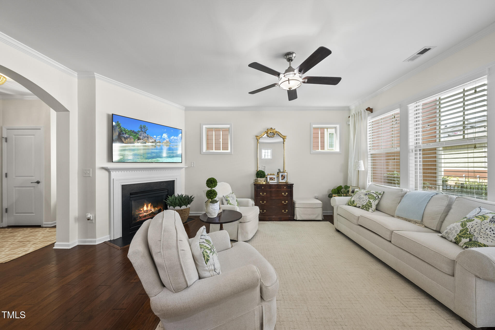5532 Wade Park Boulevard Raleigh, NC 27607 - Photo 4 of 34 Family Room