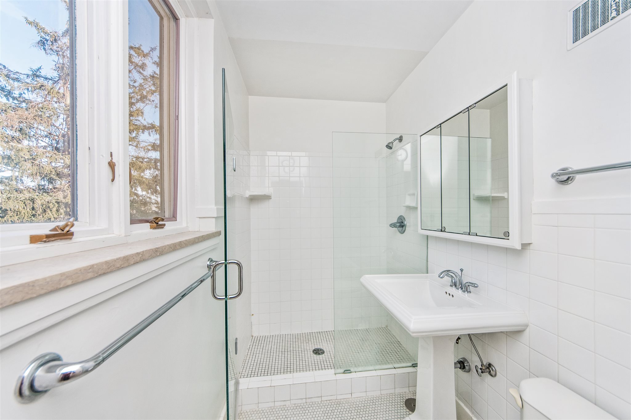 5618 North Prospect Road Peoria, IL 61614 - Photo 20 of 40 Gallery Image 20