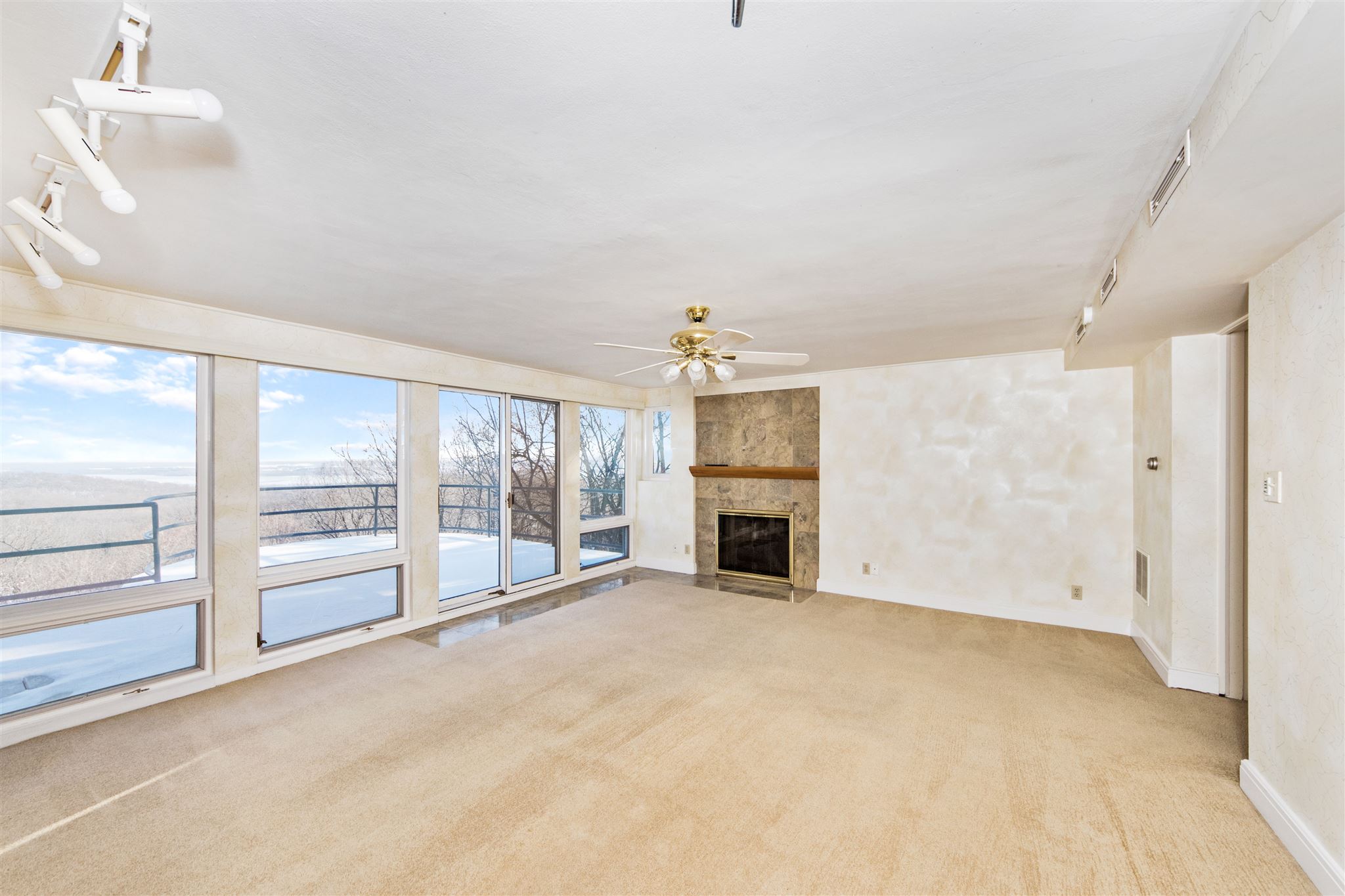 5618 North Prospect Road Peoria, IL 61614 - Photo 27 of 40 Gallery Image 27