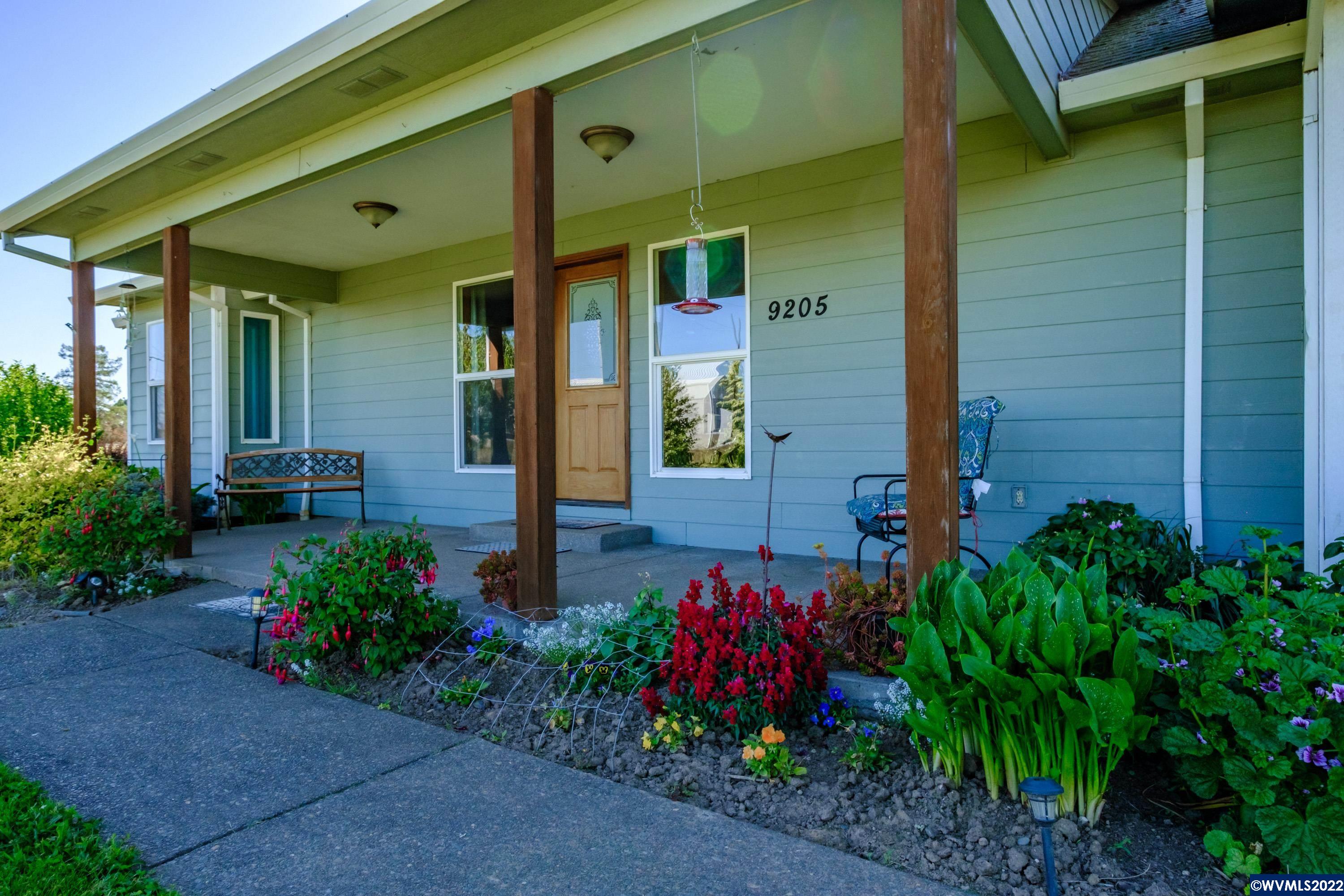 9205 River Road Northeast Salem, OR 97303 - Photo 8 of 40 Gallery Image 8