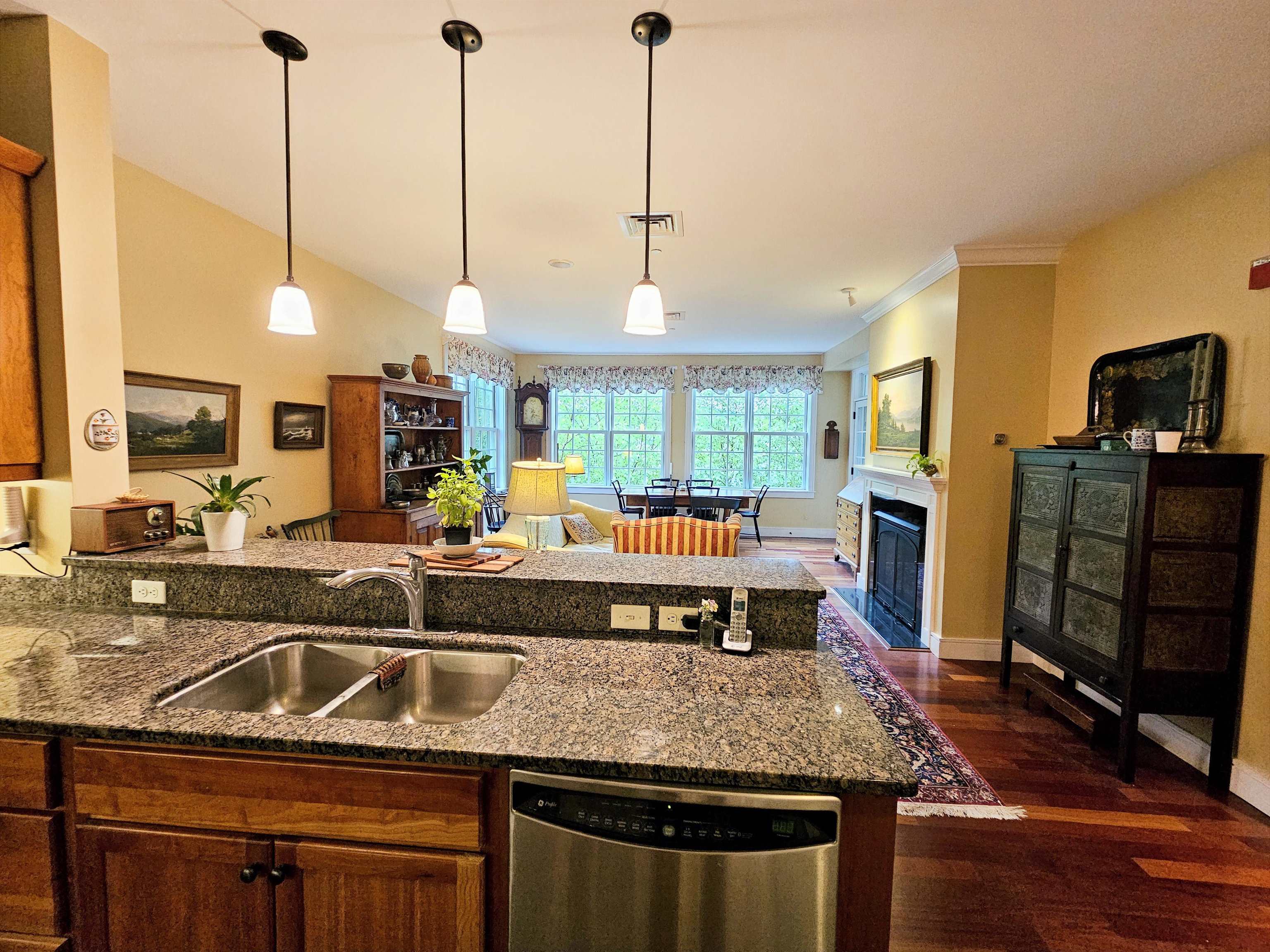70 Maple Street, Unit 307 Middlebury, VT 05753 - Photo 4 of 16 Gallery Image 4