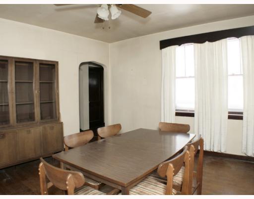 Dining Room. Large dining room