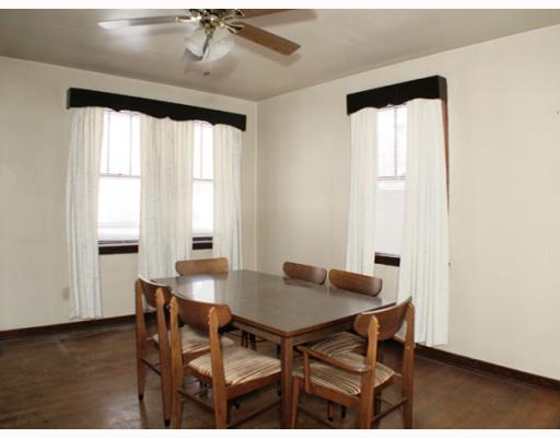 Dining Room. Large dining room