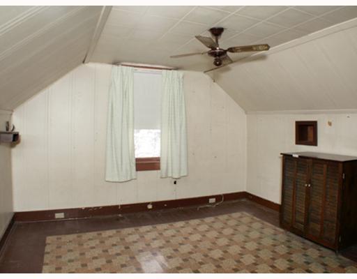 2633 Mt Troy Road Pittsburgh, PA 15212 - Photo 10 of 11 Other. Bedroom