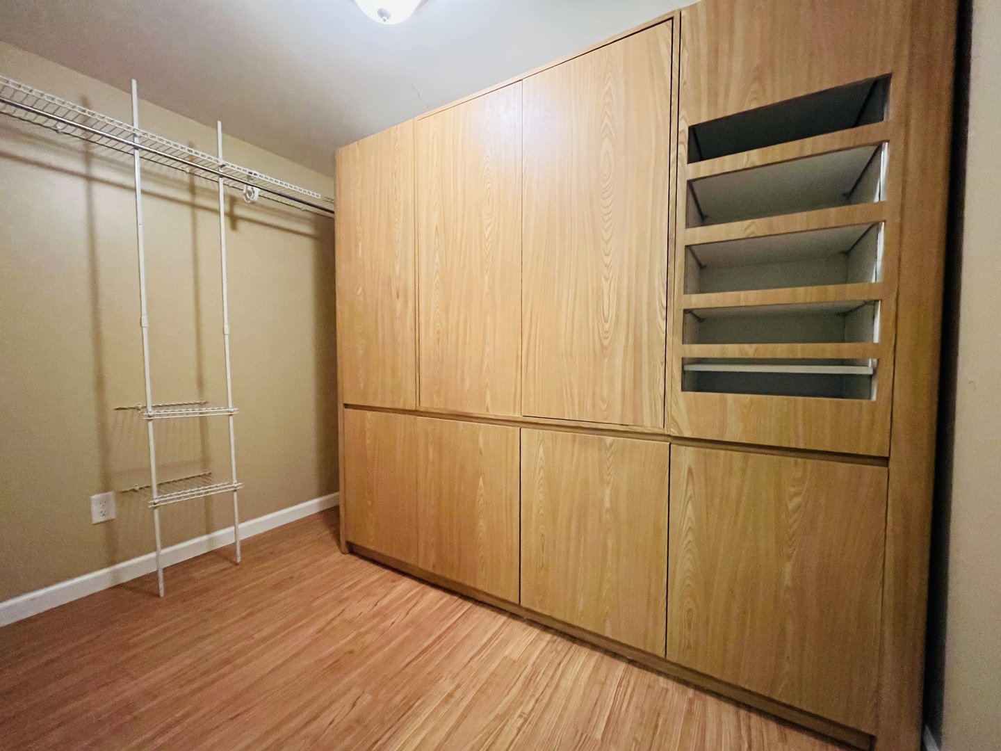 1101 Anthony Road Wheeling, IL 60090 - Photo 24 of 32 Gallery Image 24
