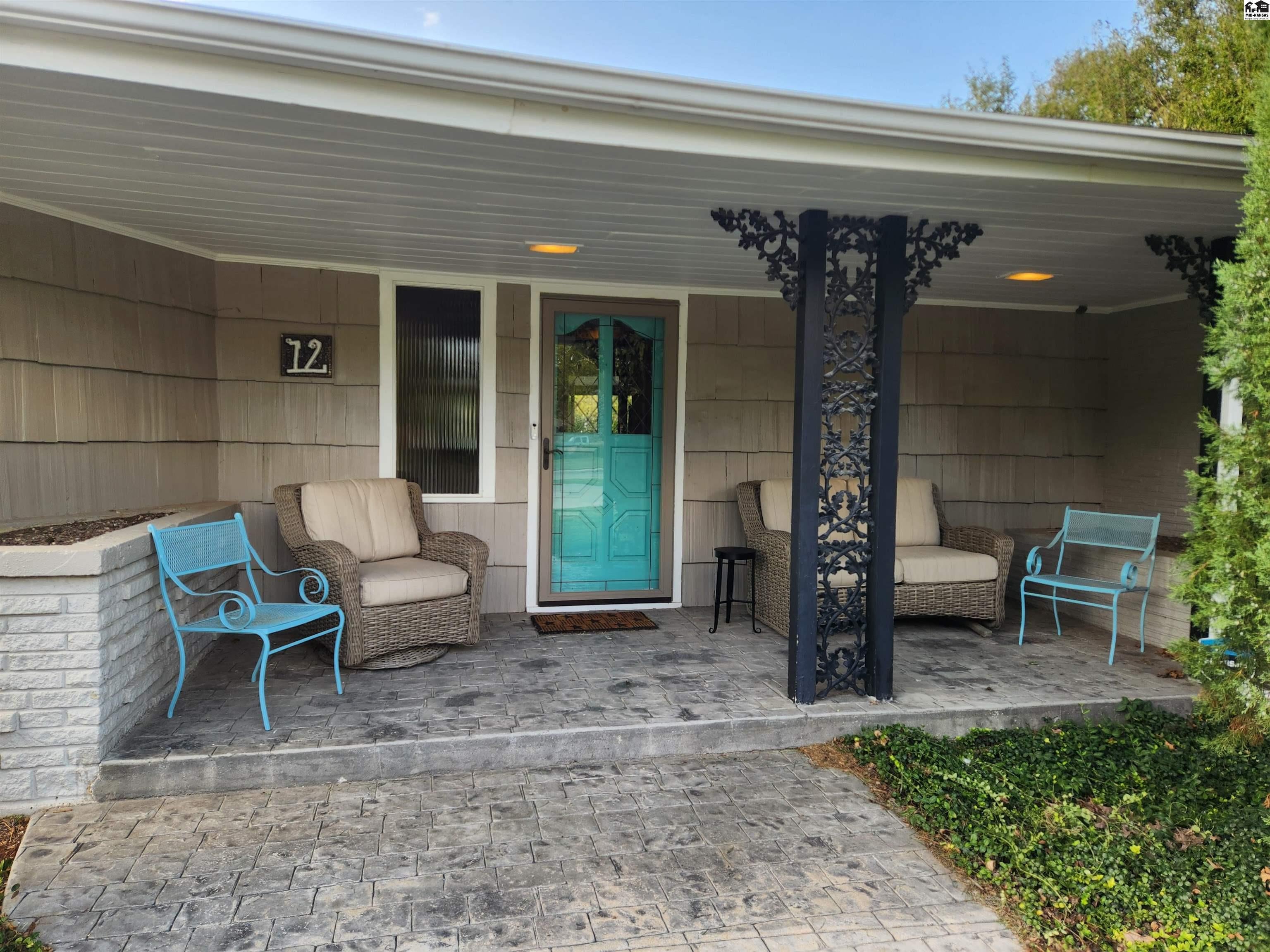 12 Downing Road Hutchinson, KS 67502 - Photo 2 of 41 Gallery Image 2