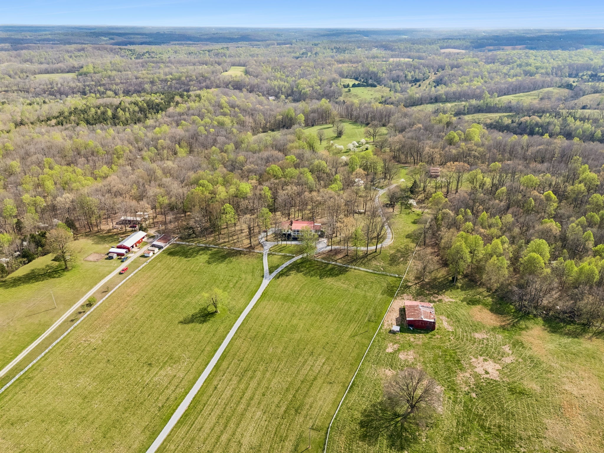 901 Town Branch Road Charlotte, TN 37036 - Photo 77 of 87 a view of a city