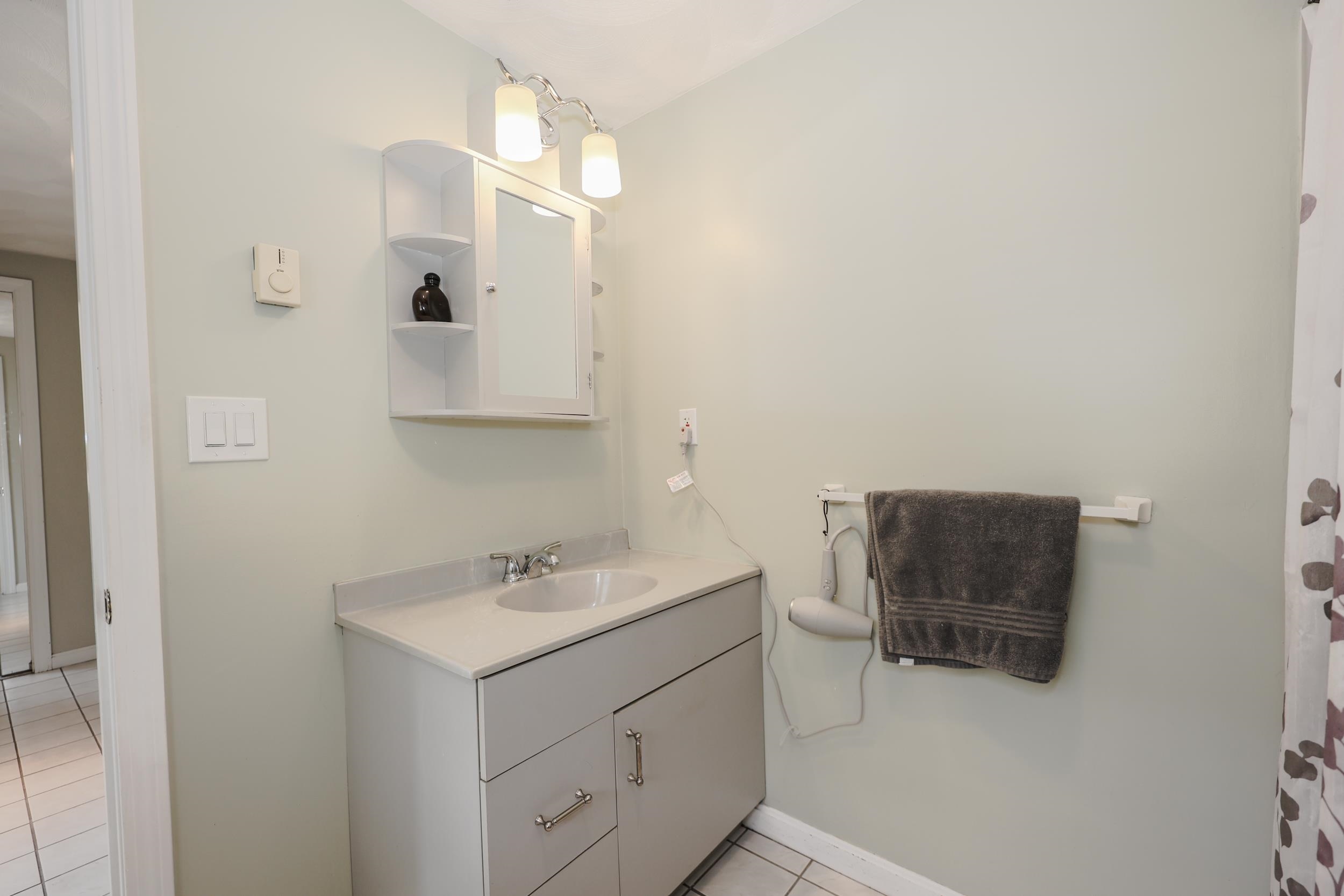 50 Dutton Road Pelham, NH 03076 - Photo 11 of 39 Gallery Image 11