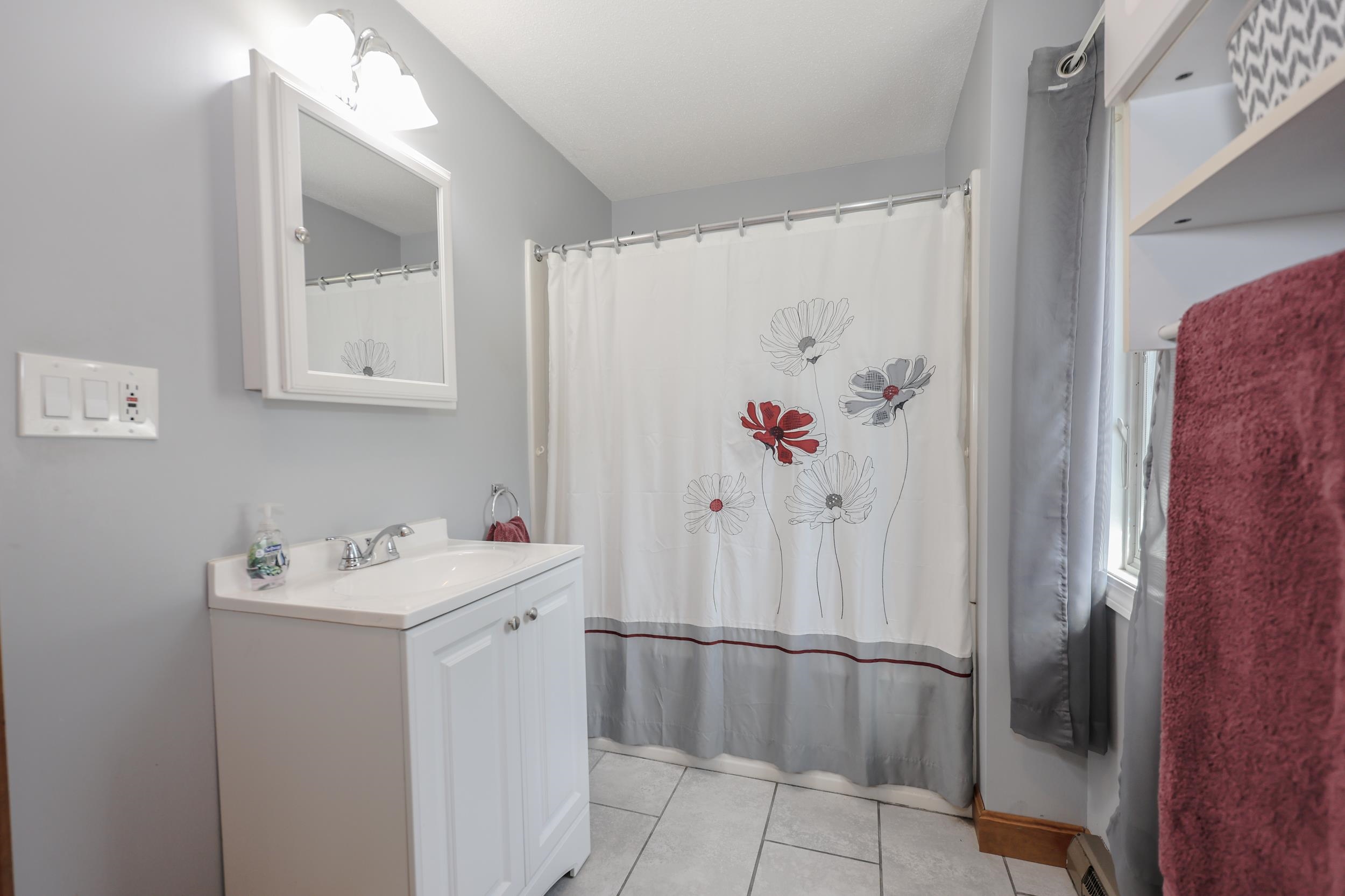50 Dutton Road Pelham, NH 03076 - Photo 26 of 39 Gallery Image 26